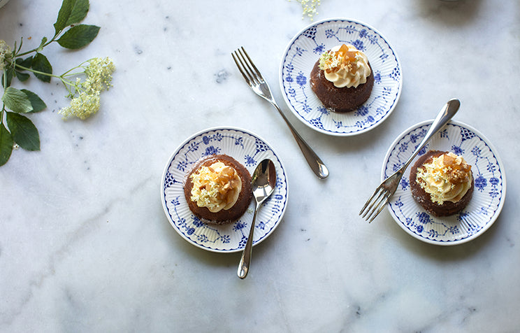 Pear Elderflower and Earl Grey Tea Cakes