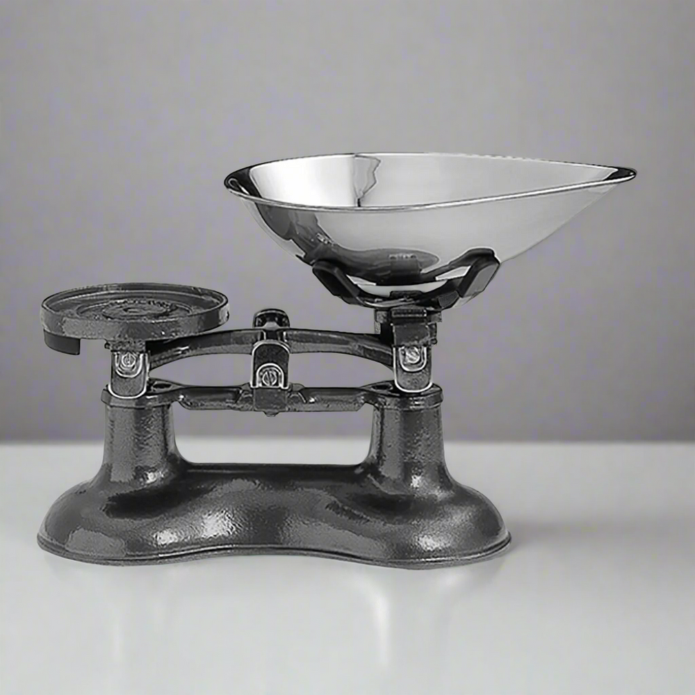 Scales Traditional Graphite with Chrome Pan