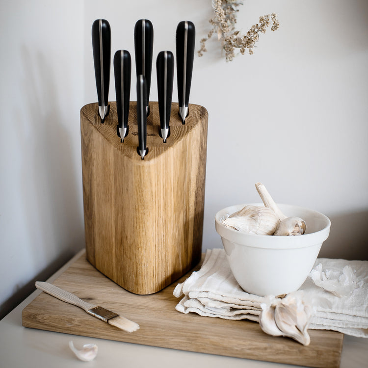 Signature Prism Oak Knife Block Set with Classic Chopping Board 38cm and Sharpener